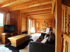 Chalet 5 chambres pour 10 pers, proche ski bus, terrasse, buanderie, tout confort - FR-1-572-27